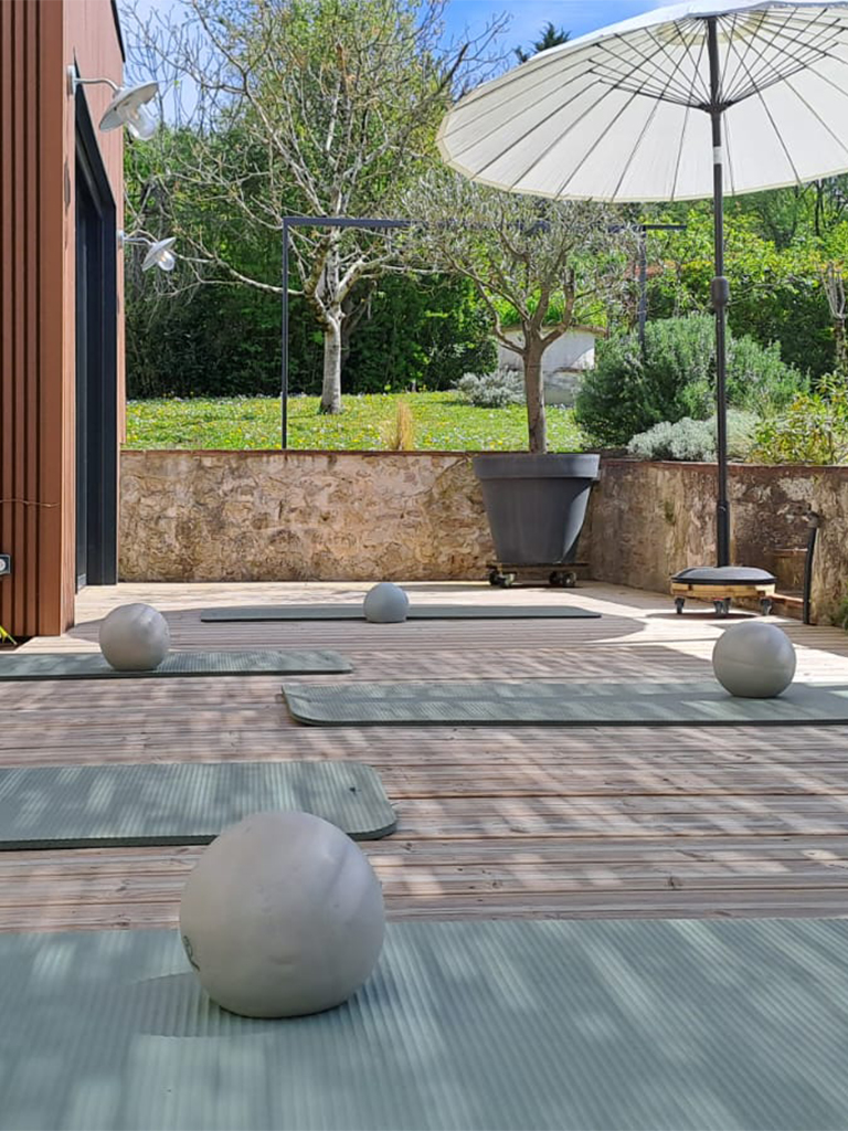 Votre espace extérieur FORME sweet home à Bon-Encontre